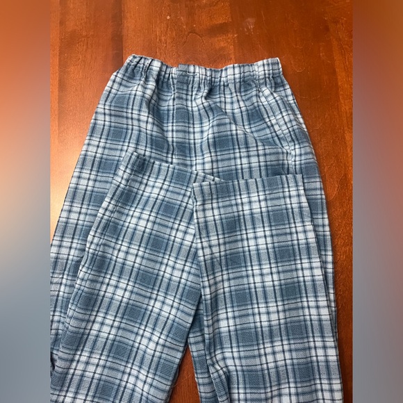 Brandy Melville Plaid Pants - Picture 3 of 5